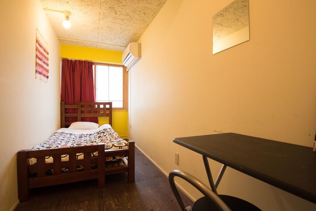 Q Albergue *