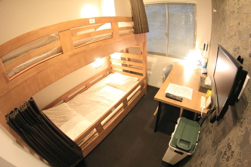 Yadokari Namba Hostel Osaka