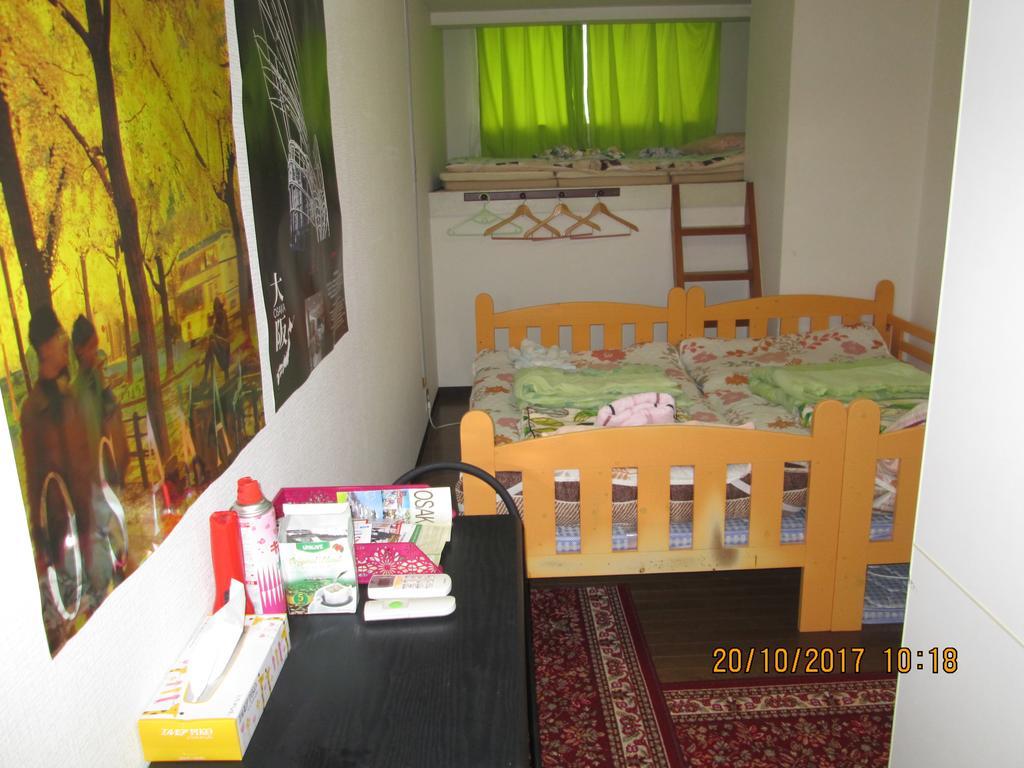Dolphin House Hostel
