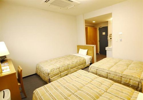 Route-inn Honmachi 3*