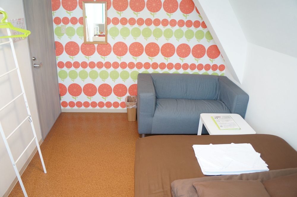 J-hoppers Hostel *