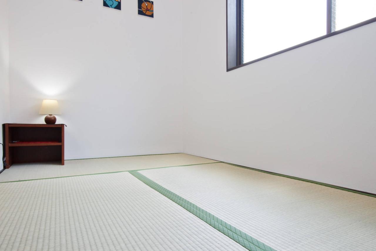 Zebrahouse Dekijima Osaka