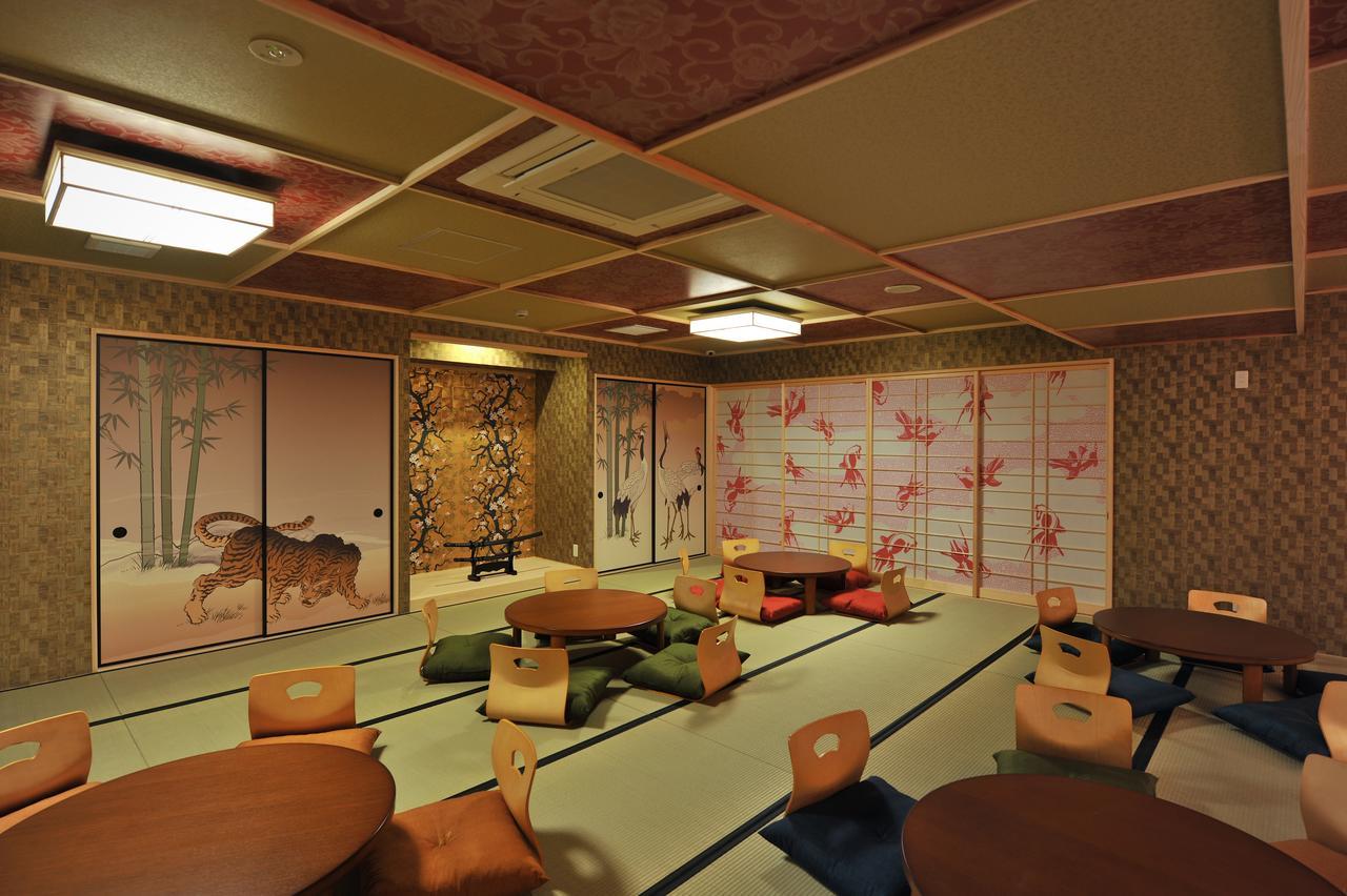 Hotel Khaosan World Tennoji 2*