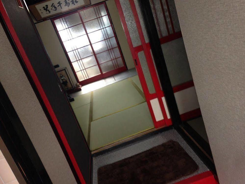 Tsuruhashiy * Osaka