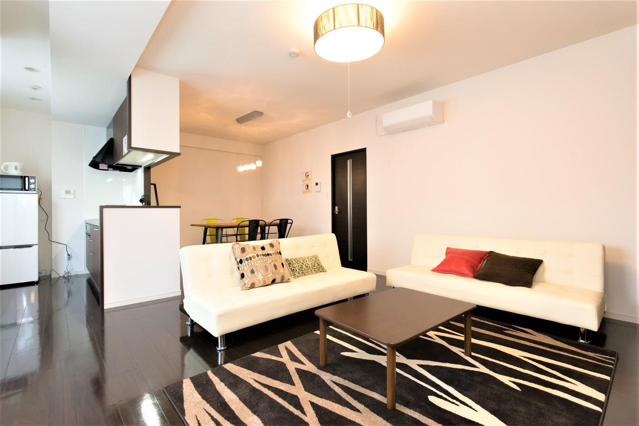 Jostar House 402 *