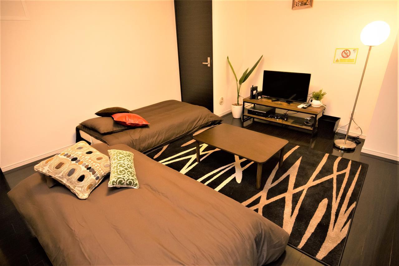 Jostar House 402 *