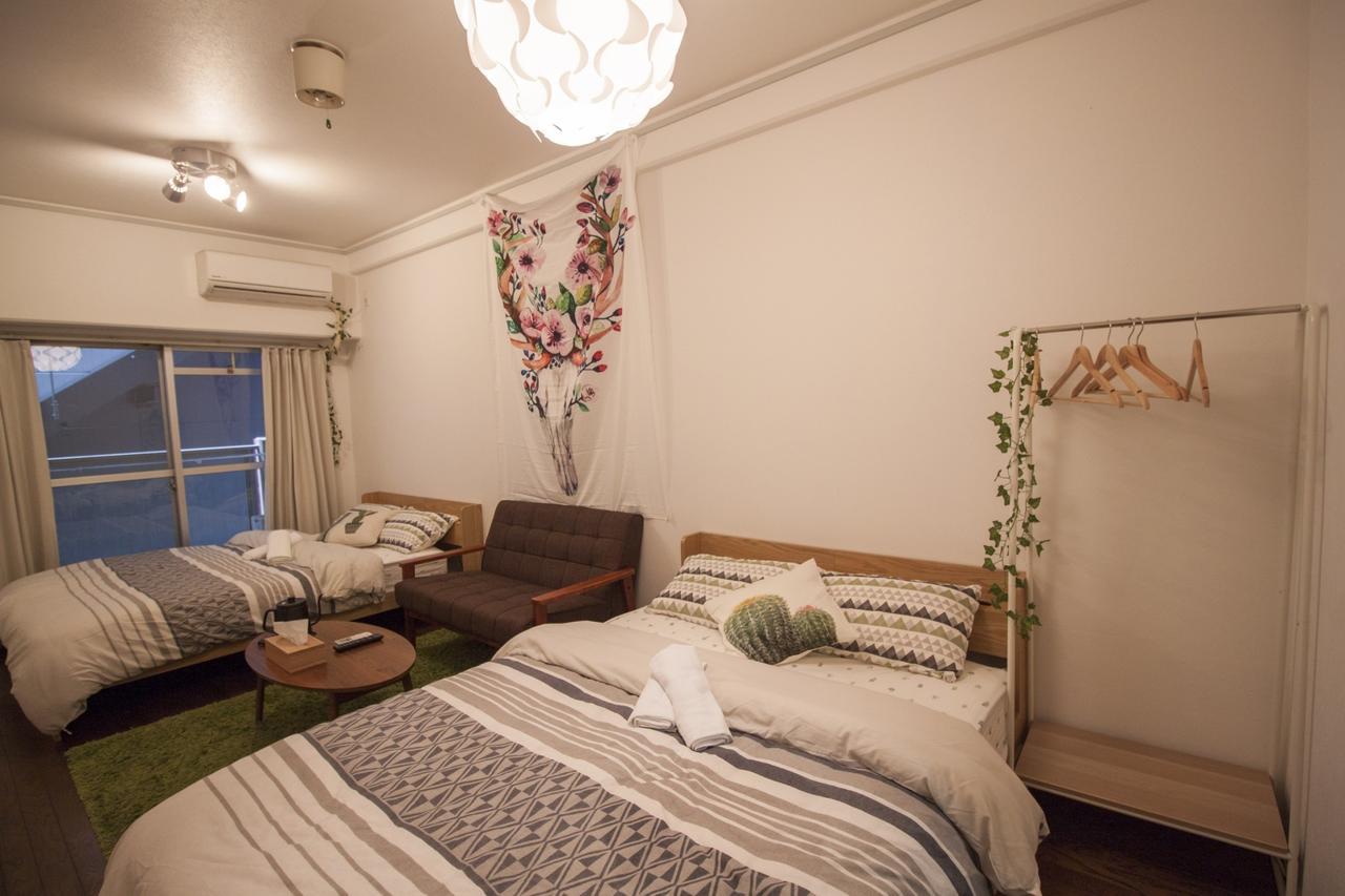 Nipponbashi Apartment *