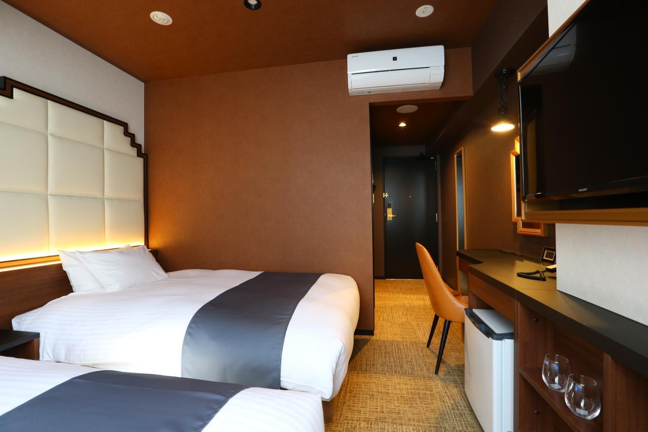 Wing International Select Umeda Hotel 3*