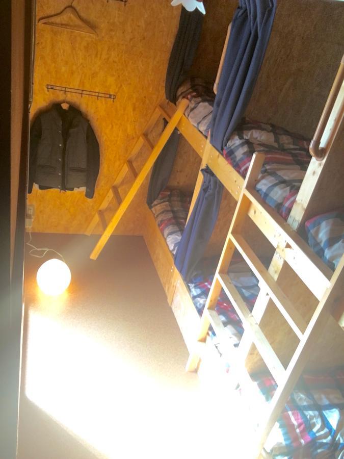 44 Higashimikuni Hostel *