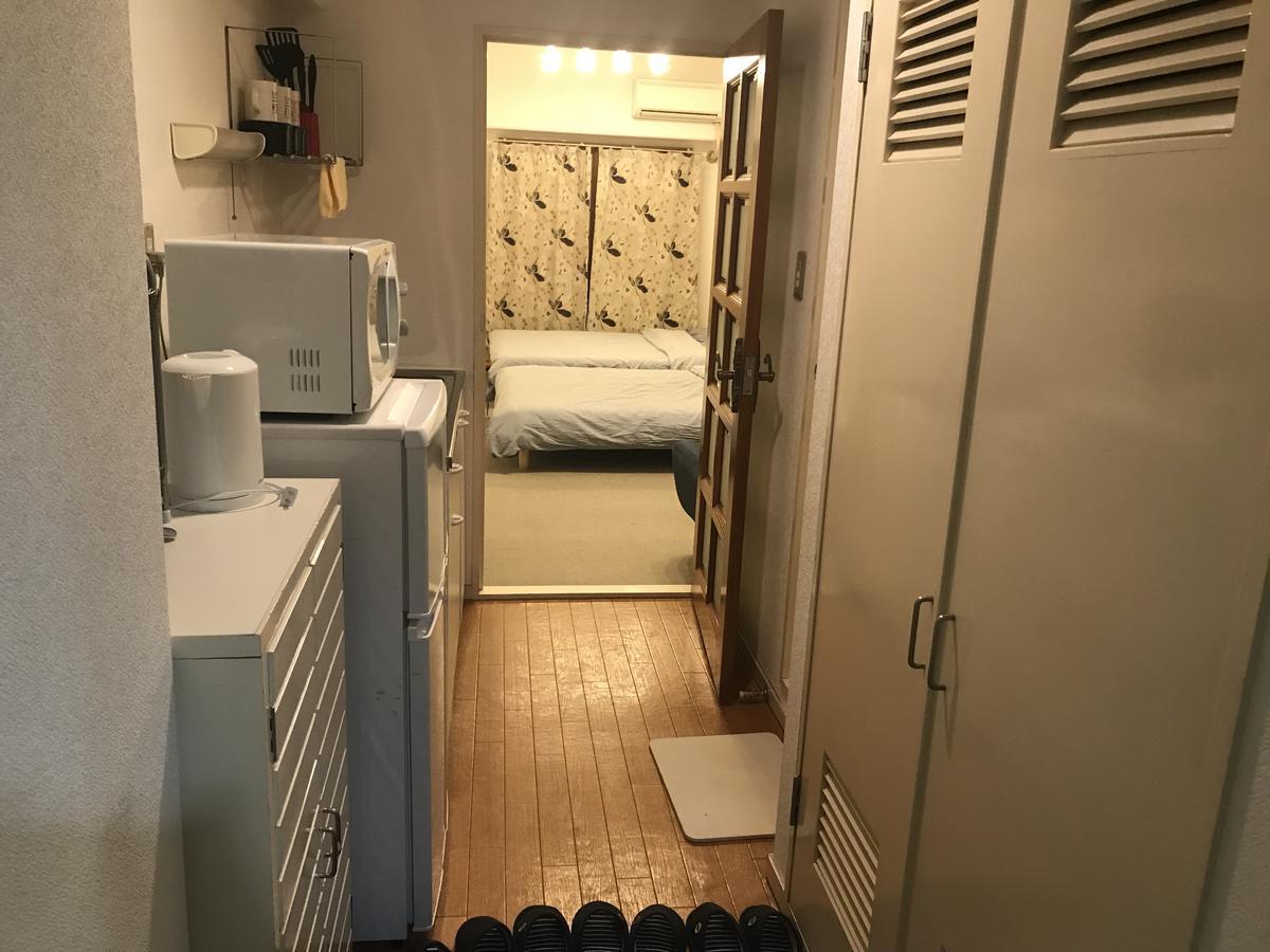 Nipponbashi Apartment *