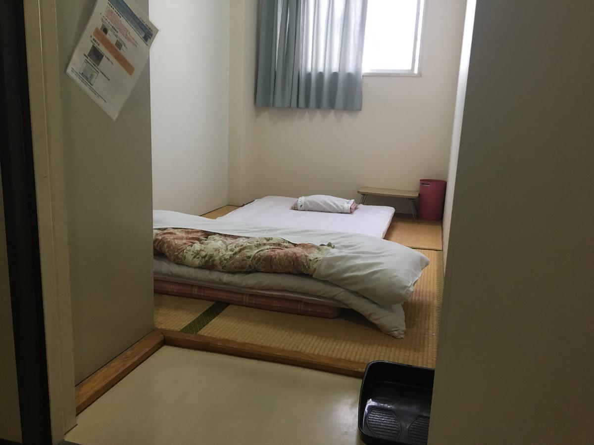 Business Shinbashi Economy hotel Osaka
