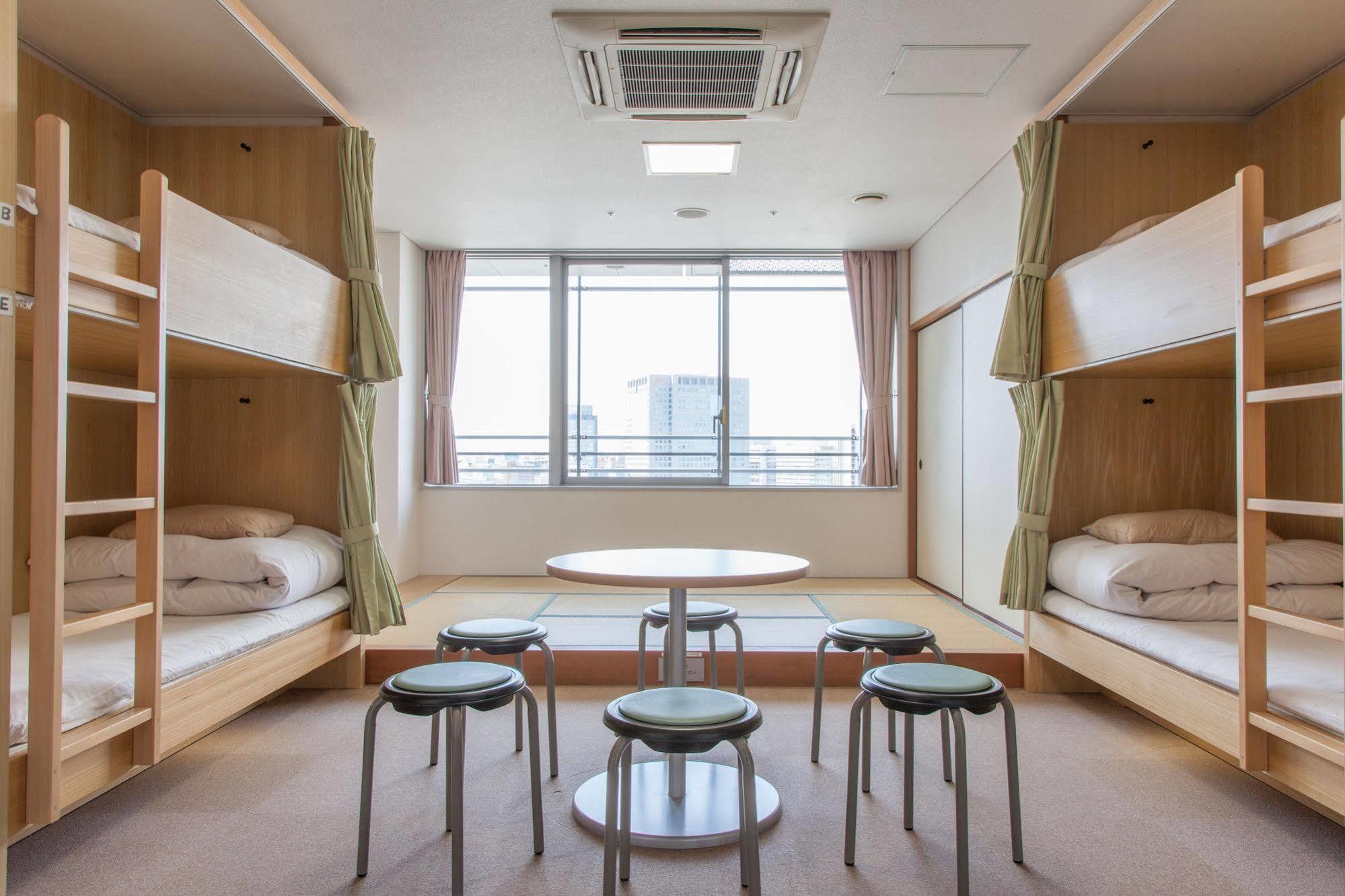 Shin-osaka Youth Hostel *