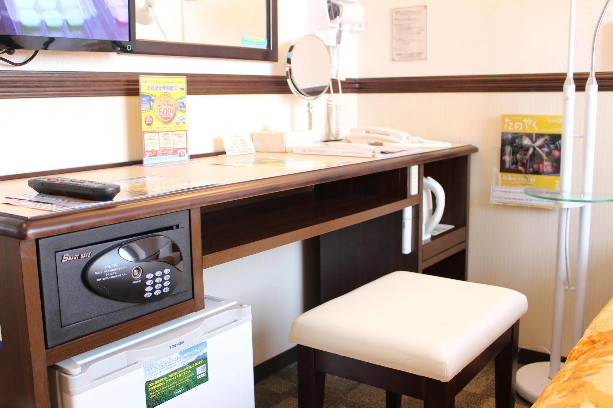 Hotel Toyoko Shin-osaka Chuo-guchi Shinkan 3*