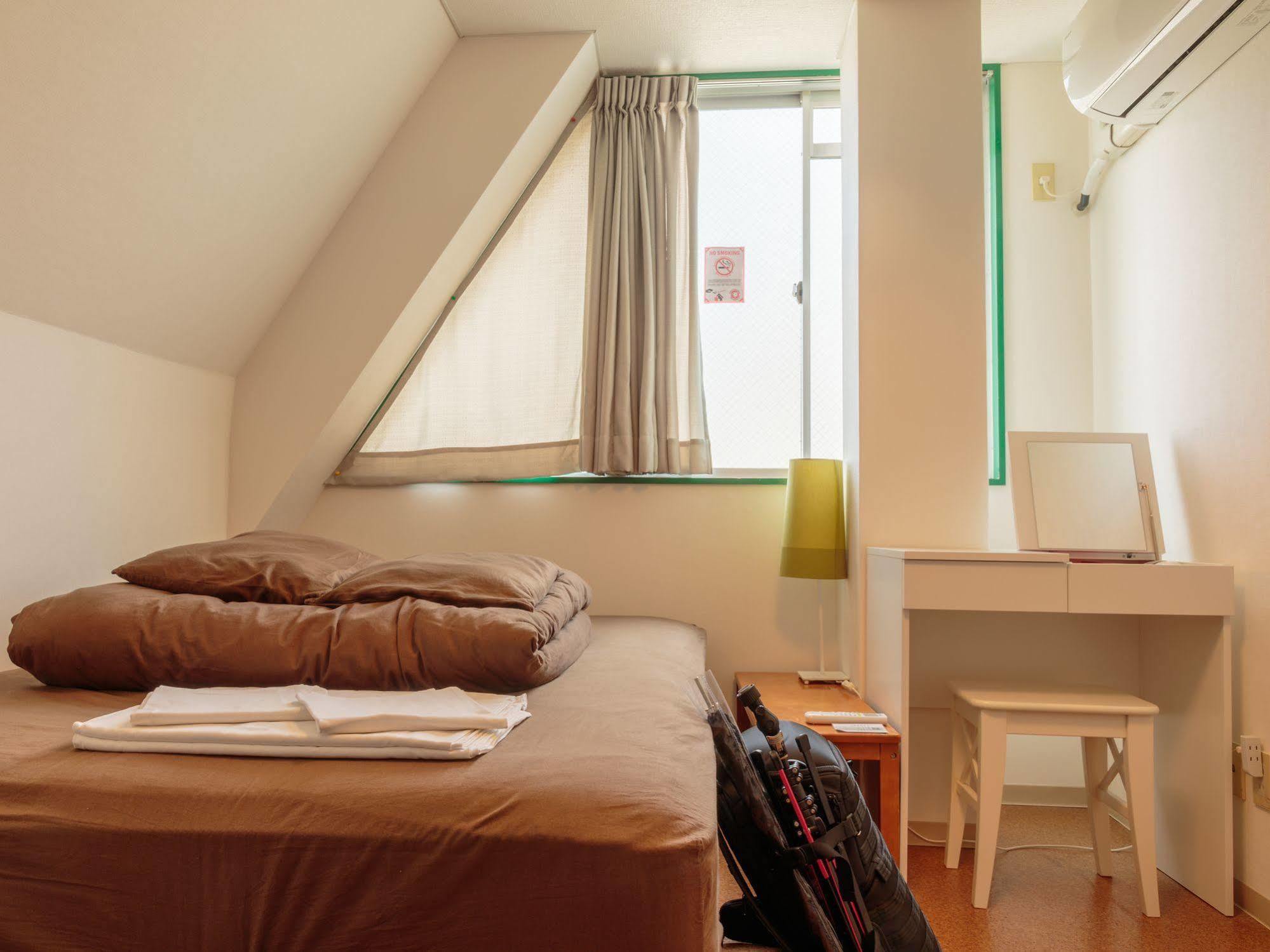J-hoppers Hostel Osaka