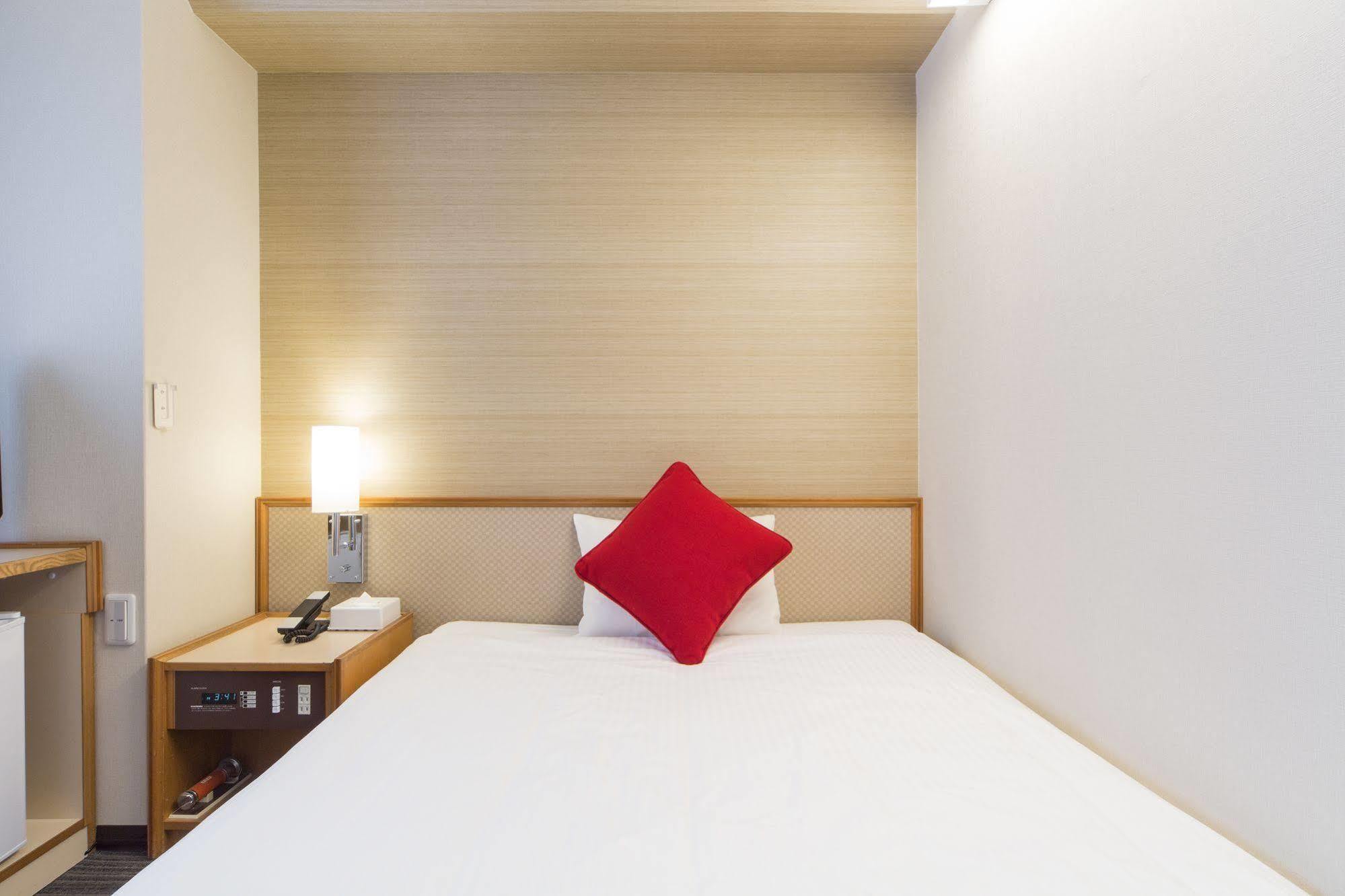 Sun White Hotel Osaka