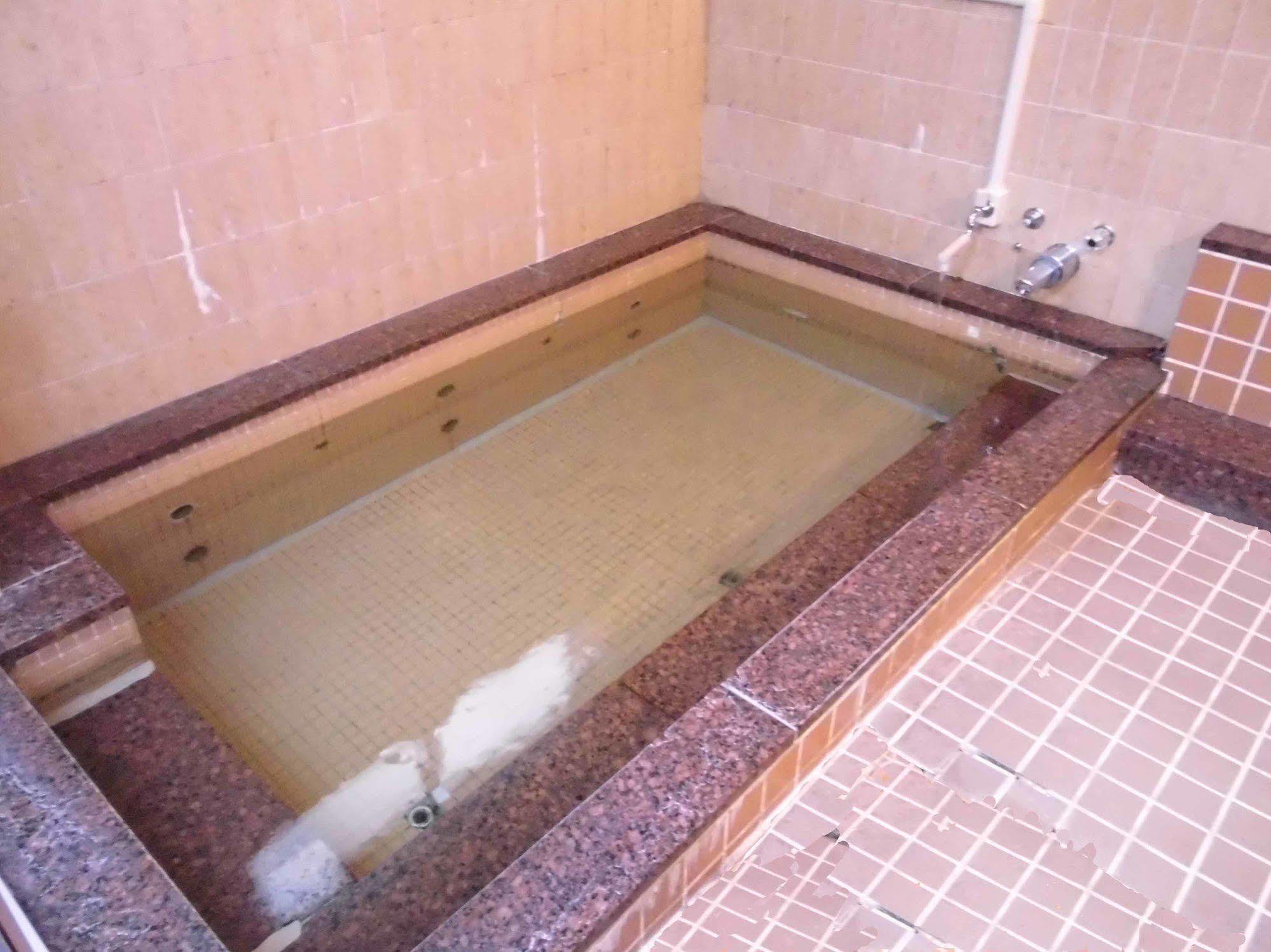 Park Hostel *