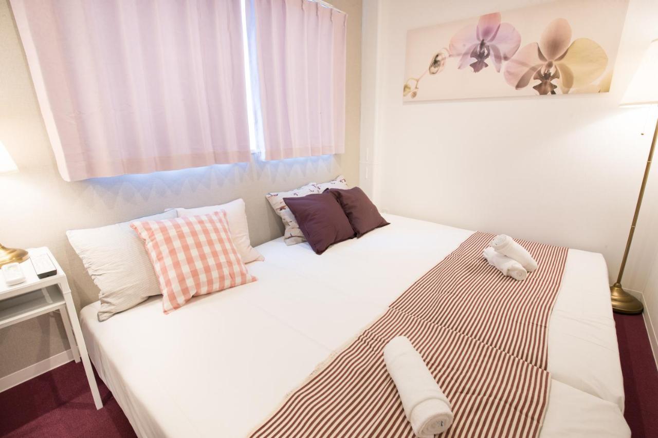 Apartment Namba Garden Square *