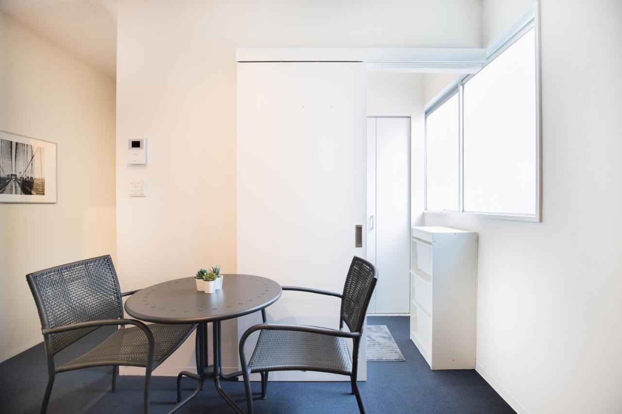 Namba Garden Square Apartment *