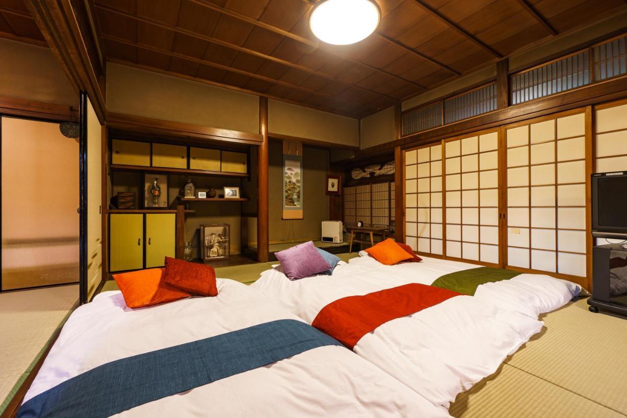 Old Japanese-style House In Noda Apartment