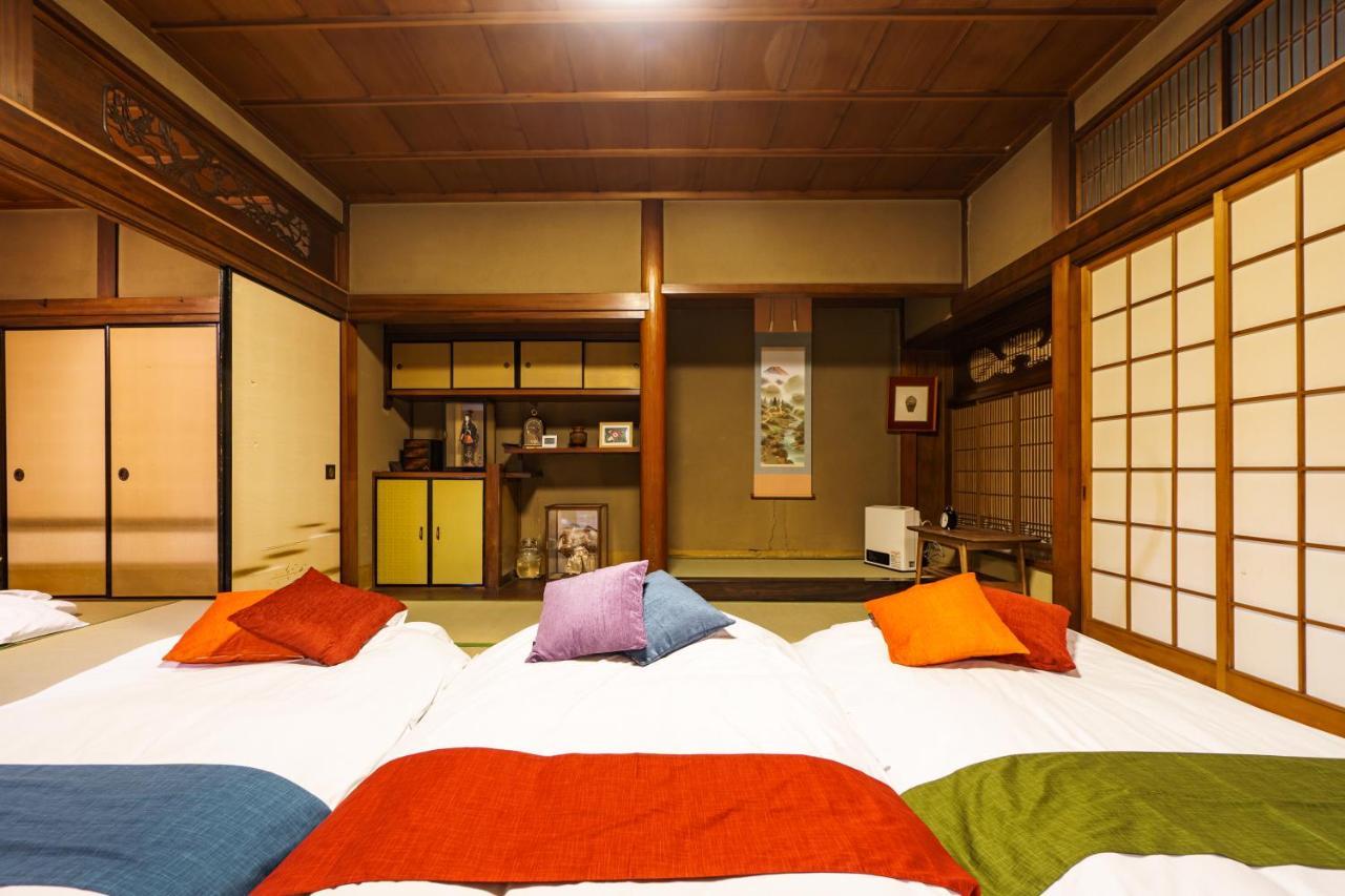 Old Japanese-style House In Noda Osaka