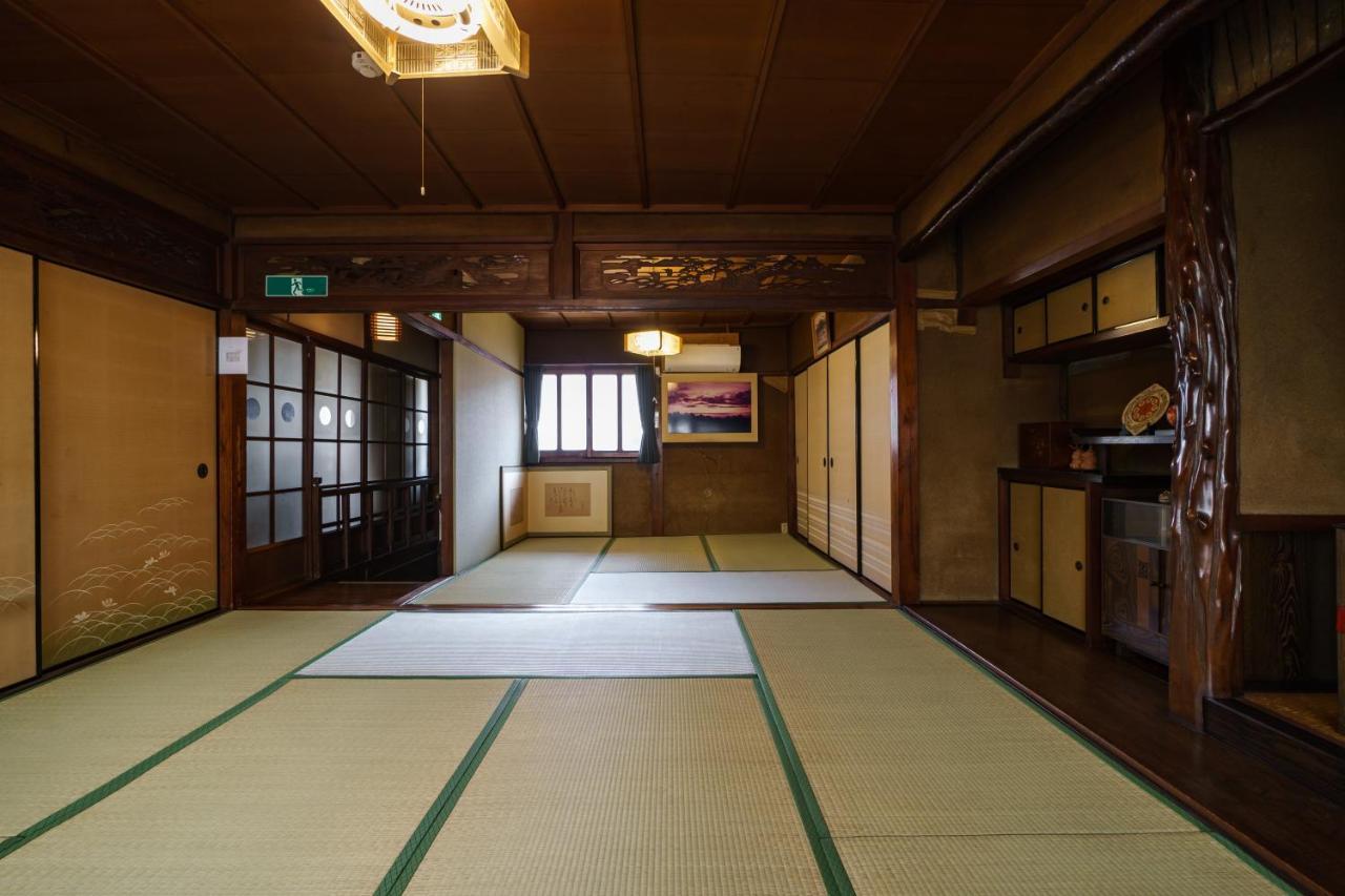 Old Japanese-style House In Noda Apartment *