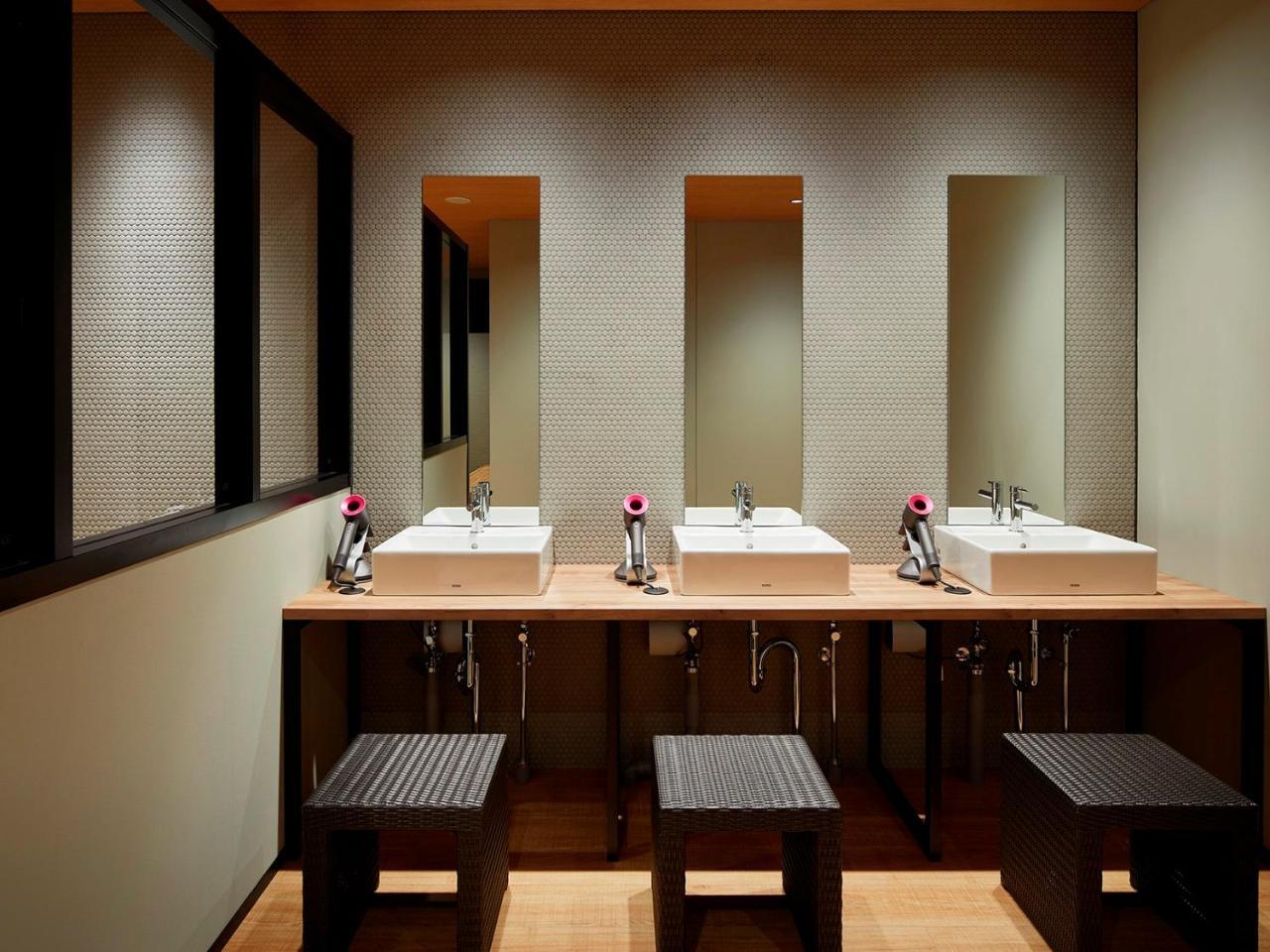 Androoms Shin-osaka Hotel 3*