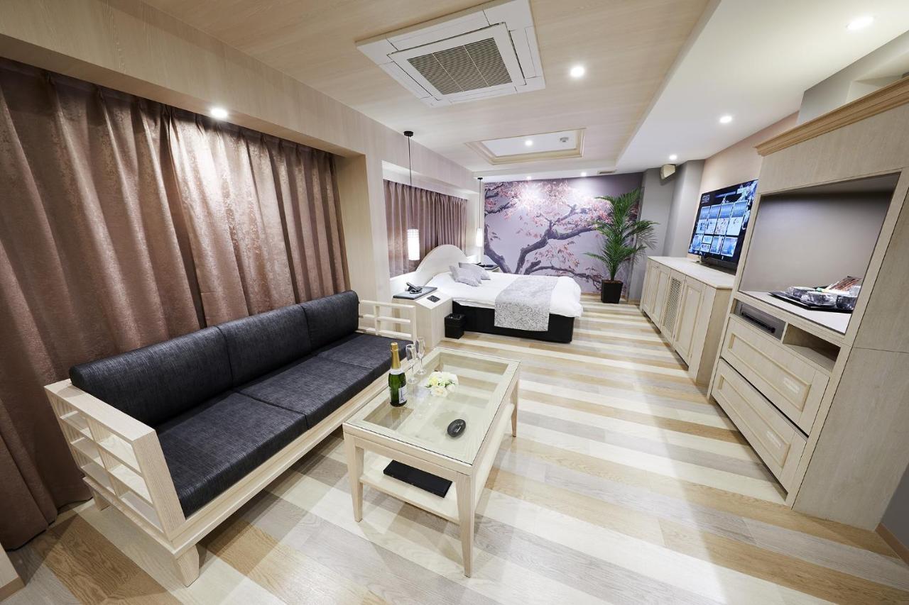 Love hotel Sen (adults Only) 2*