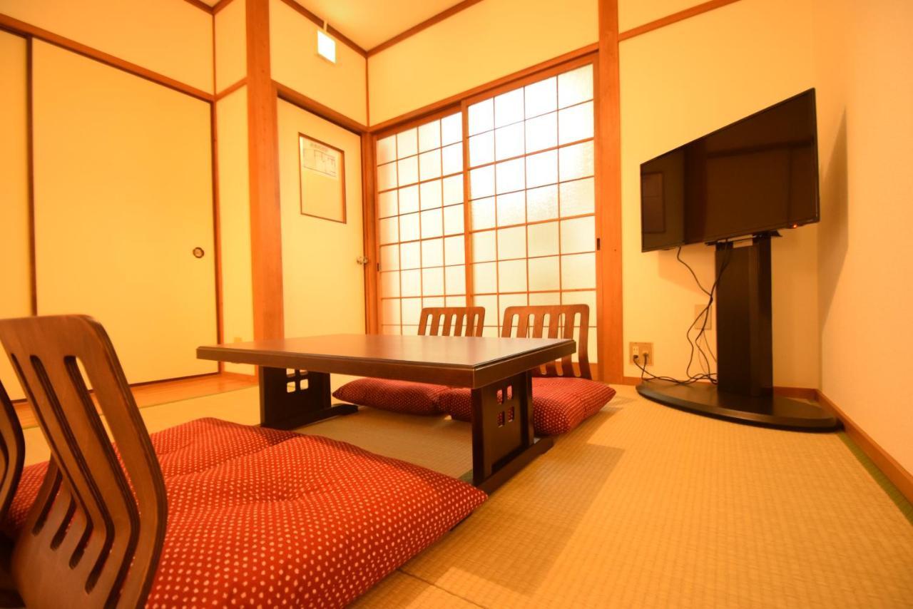 Color Ebie Apartment