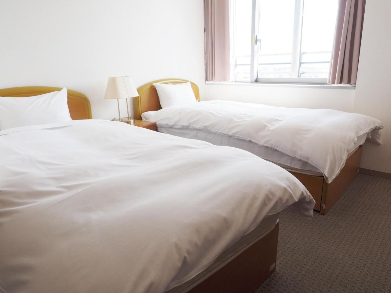 Hostel Shin-osaka Youth *