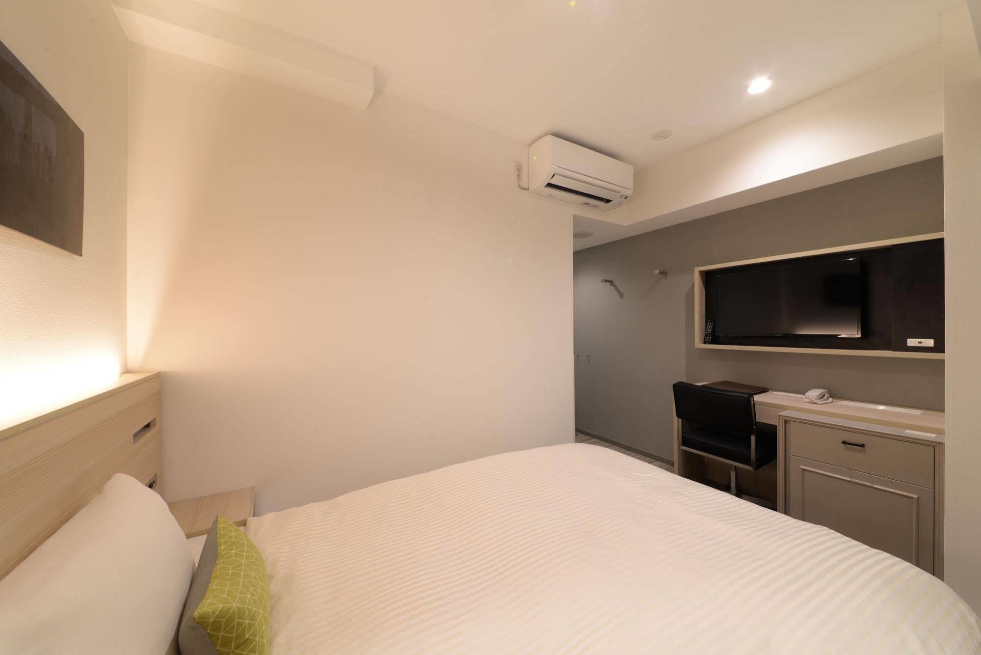 Hotel Vessel Shinsaibashi 4*