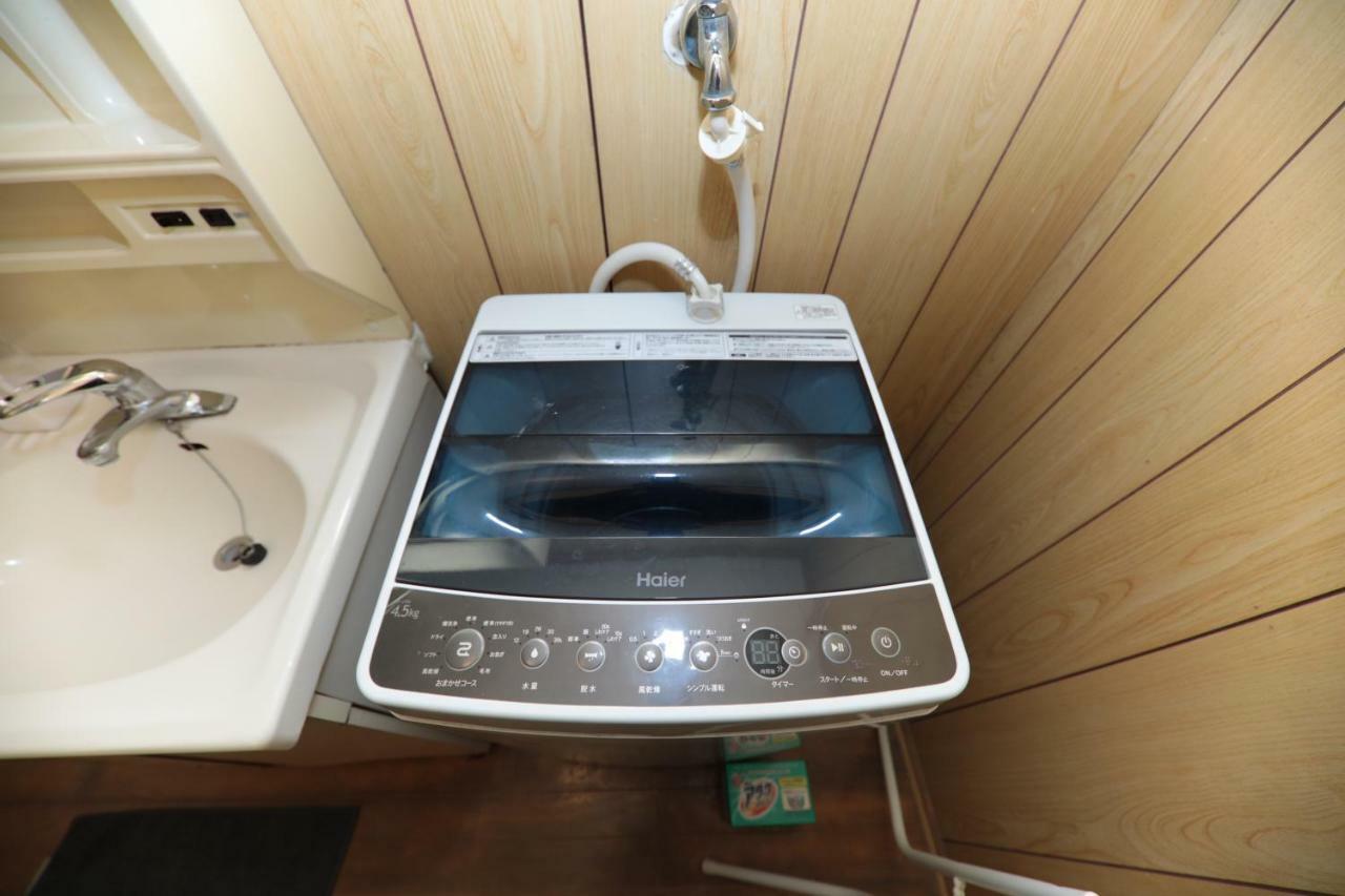 Good Old Japanese Apartment *