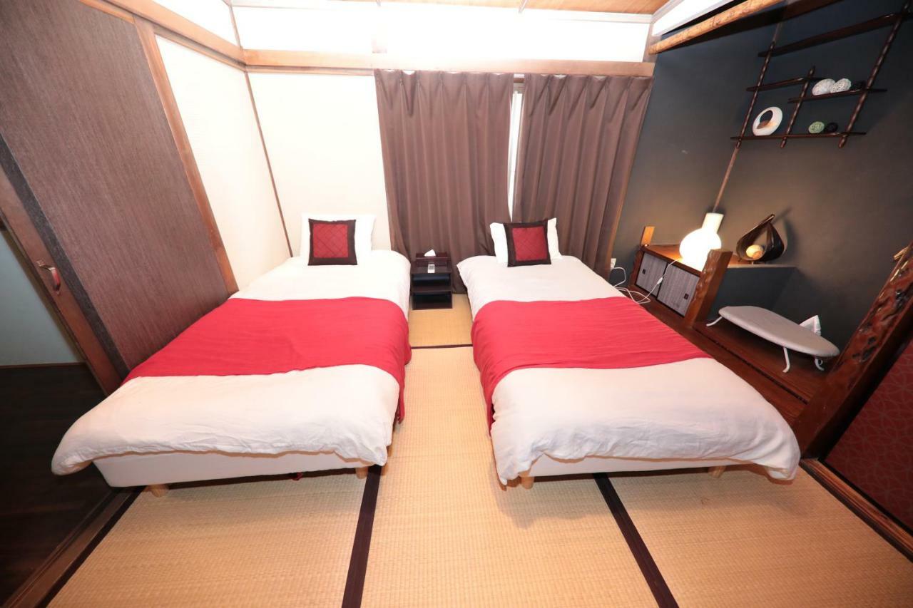 Good Old Japanese Apartment