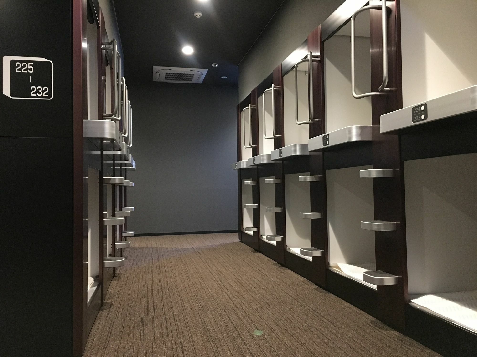 Oyado Haru's Capsule hotel Osaka