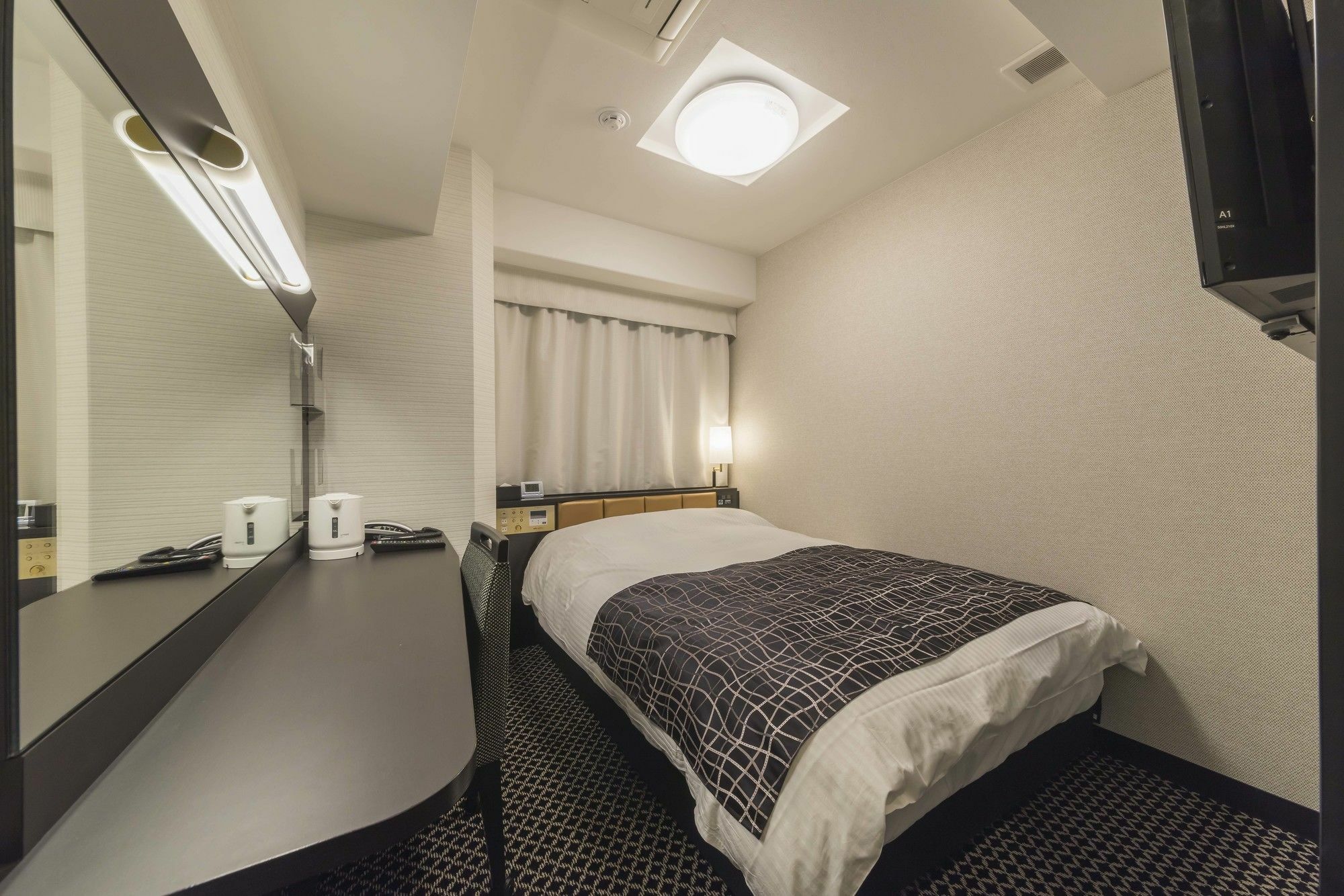 Apa Yodoyabashi Kitahama Ekimae Hotel