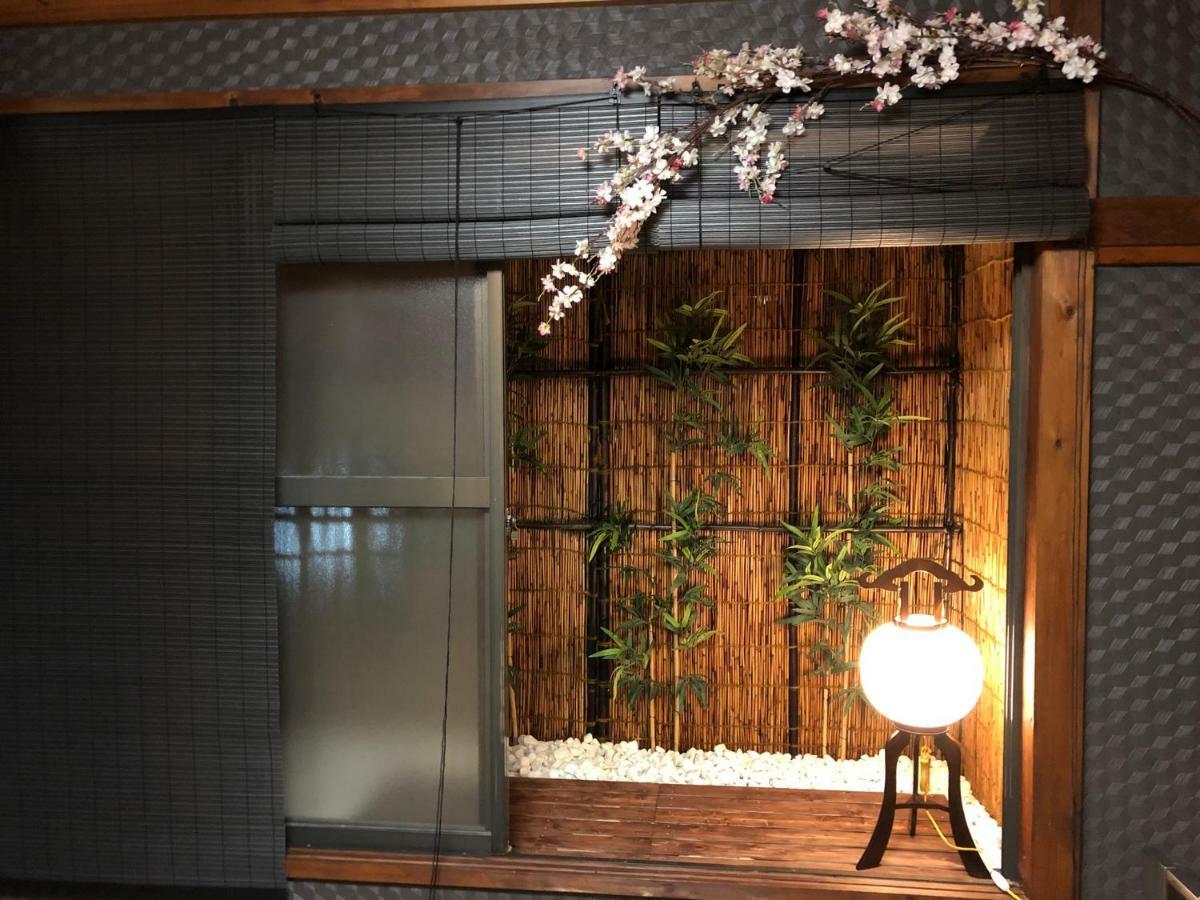 West Taisho Apartment *