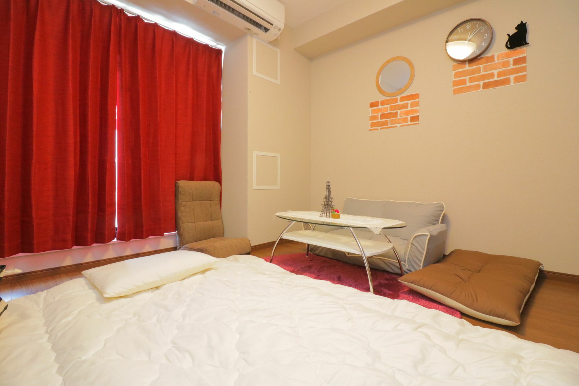Hg Cozy No 32 通天閣前 * Osaka