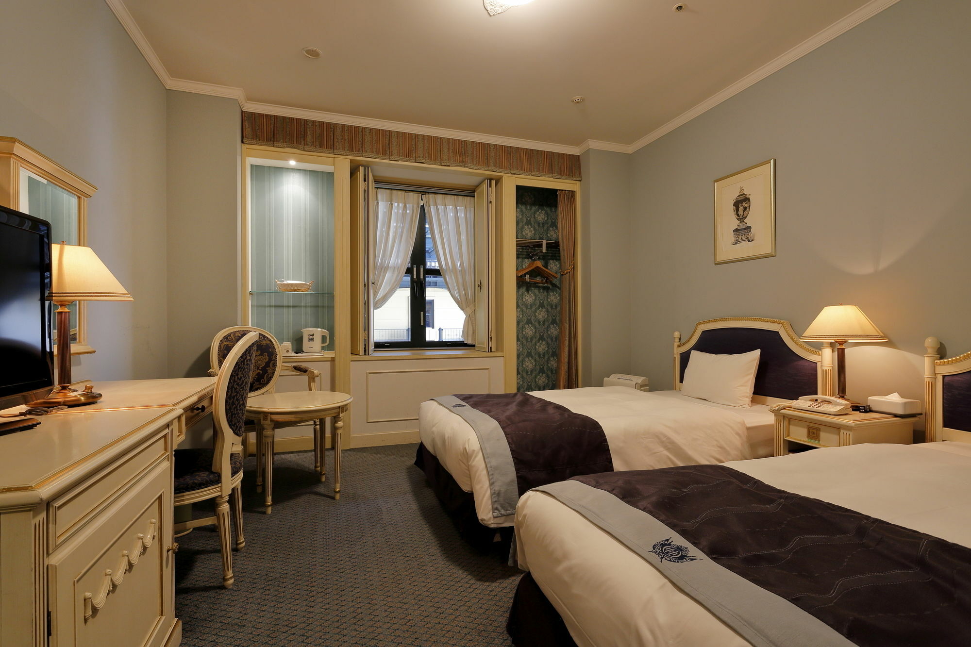 Monterey 4* Osaka