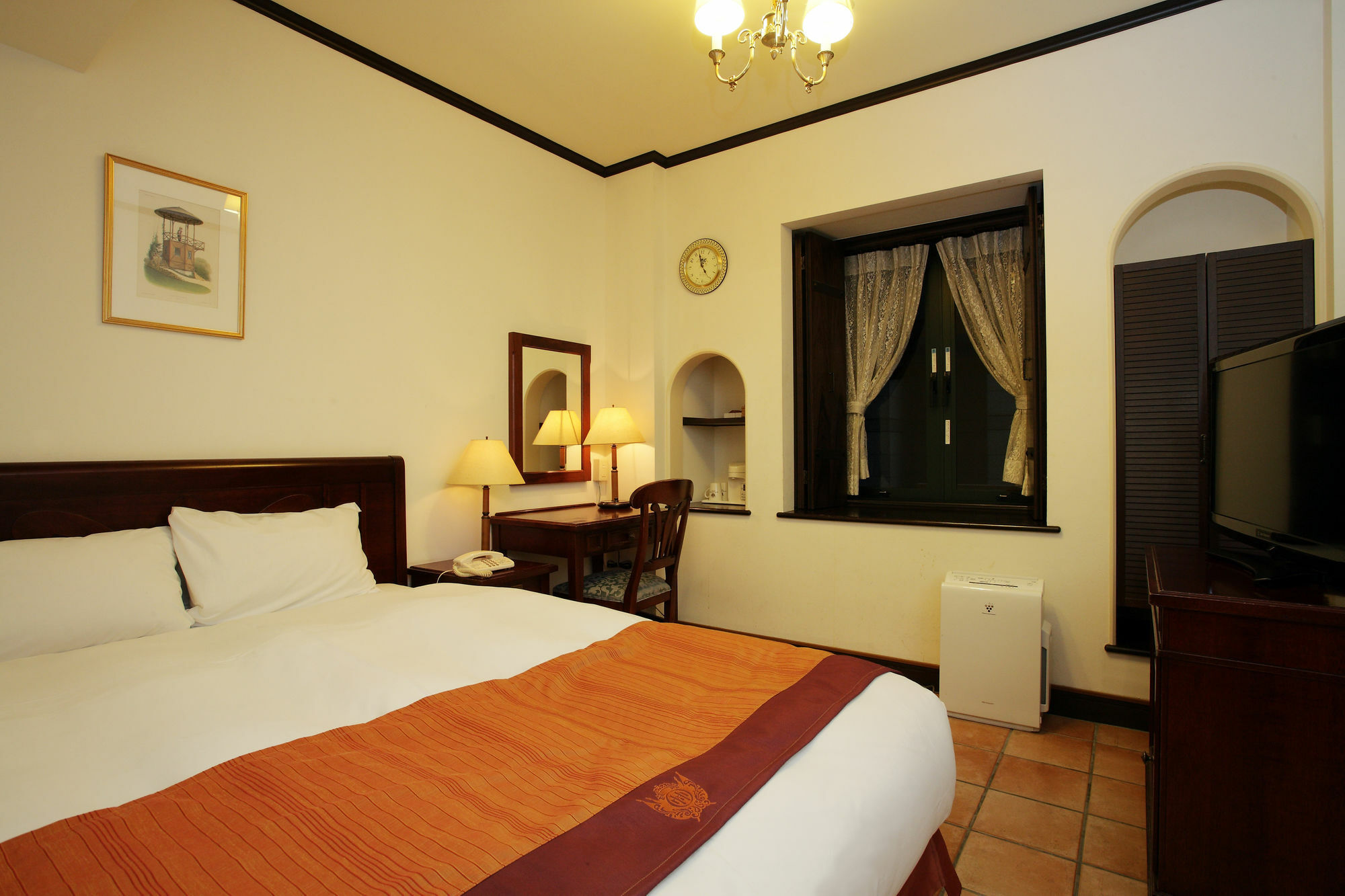Hotel Monterey