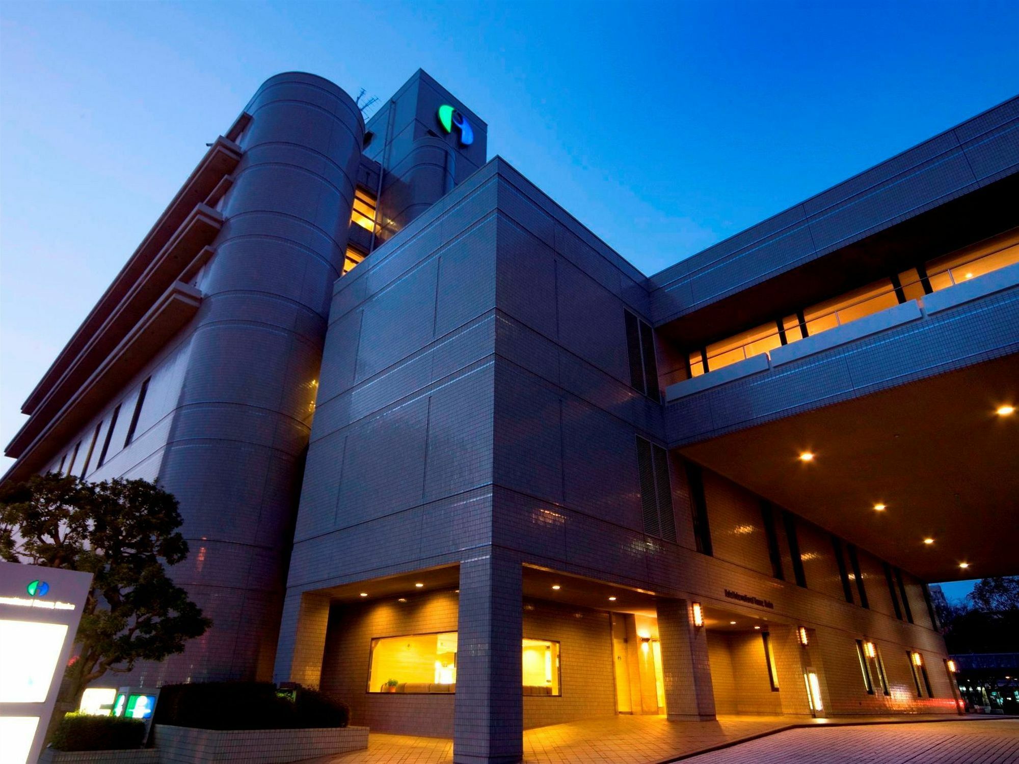 Hotel International House 3*