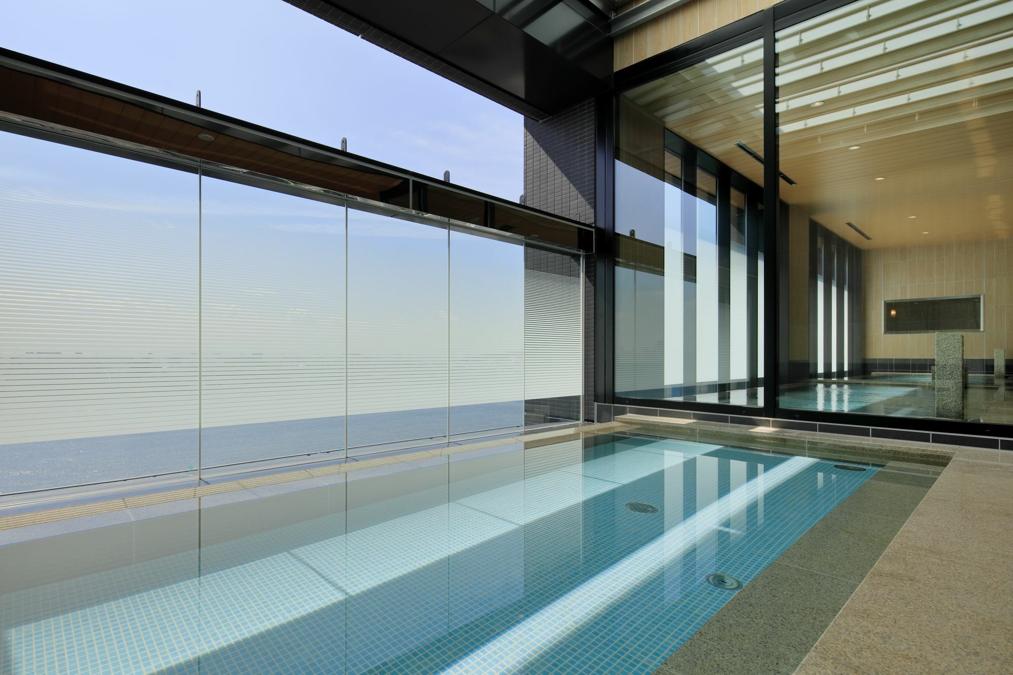 The Singulari & Skyspa At Universal Japan