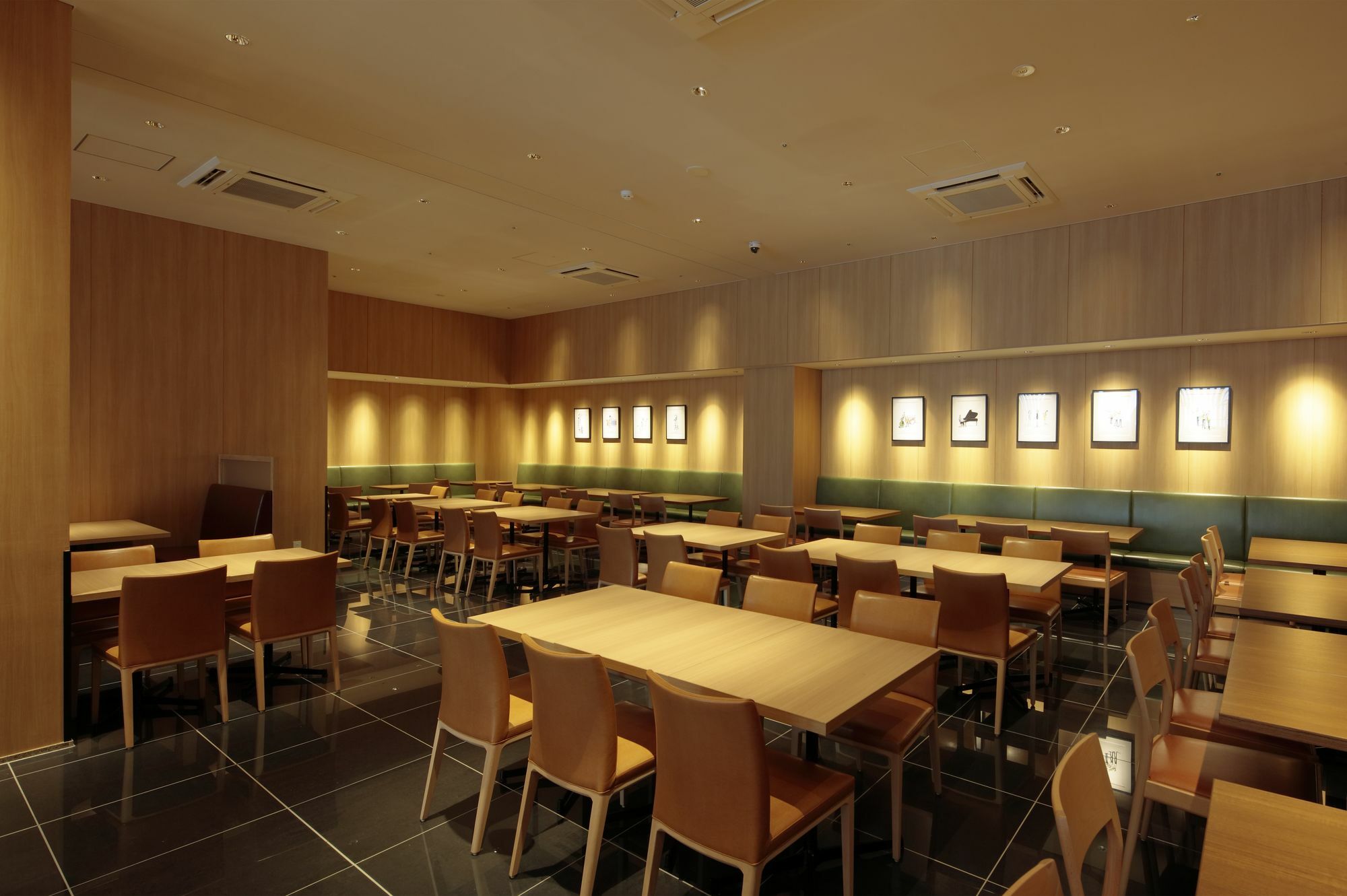 The Singulari & Skyspa At Universal Japan 4* Osaka