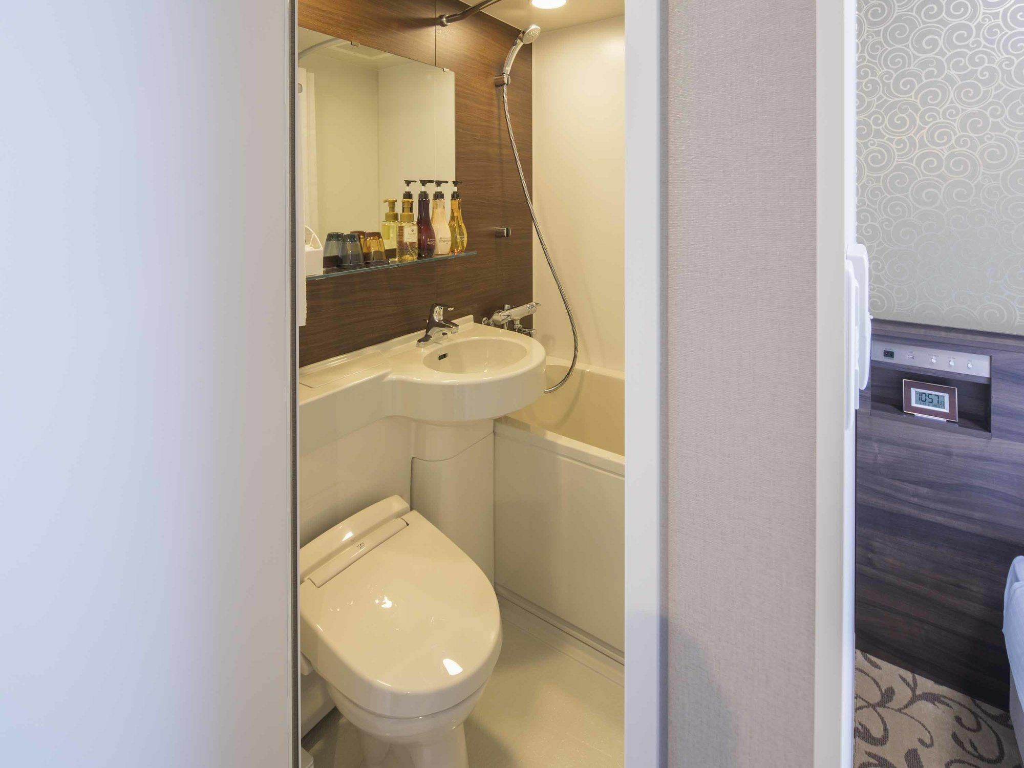 Hotel Wbf Shinsaibashi