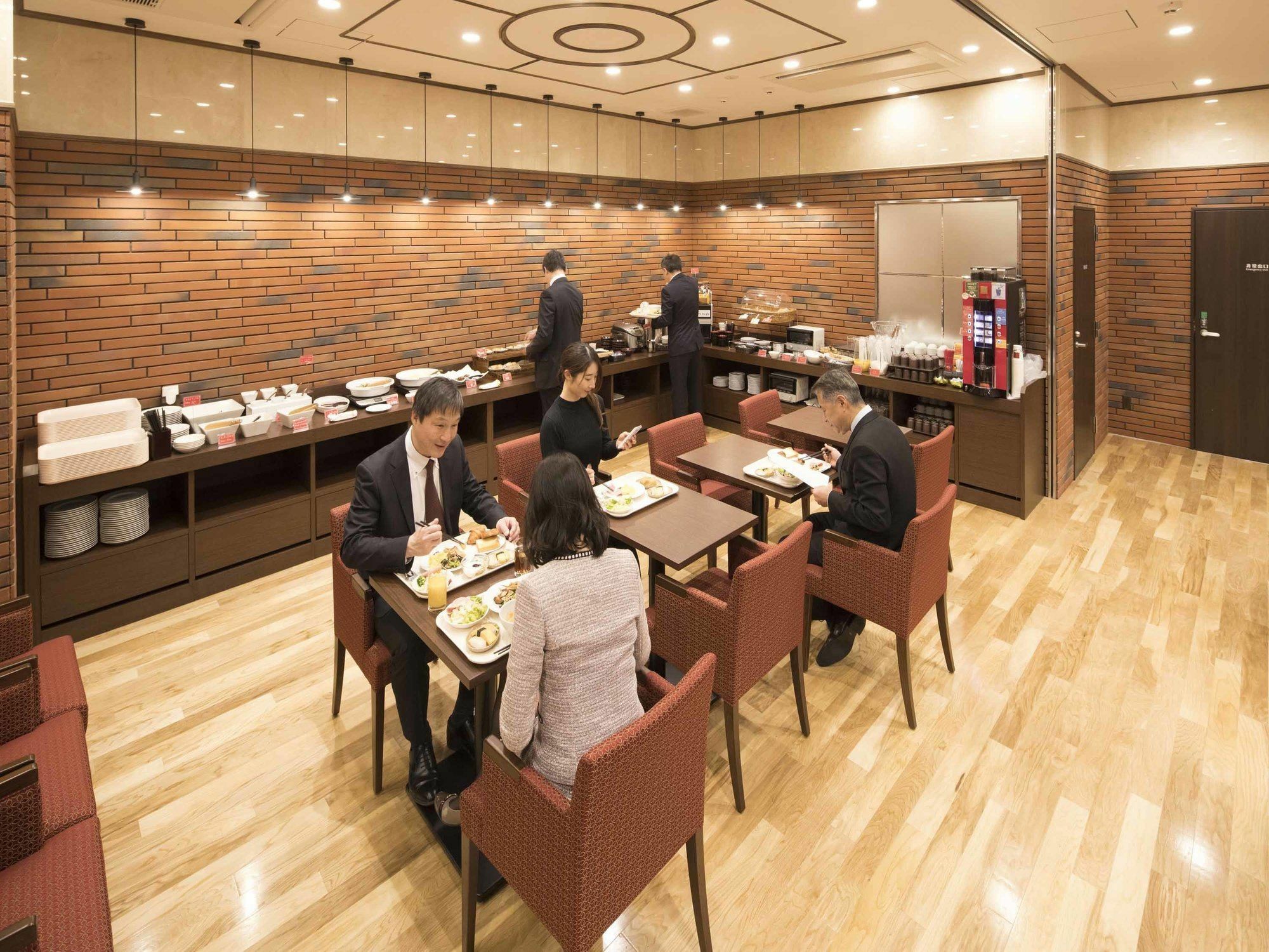 Hotel Wbf Shinsaibashi 3*