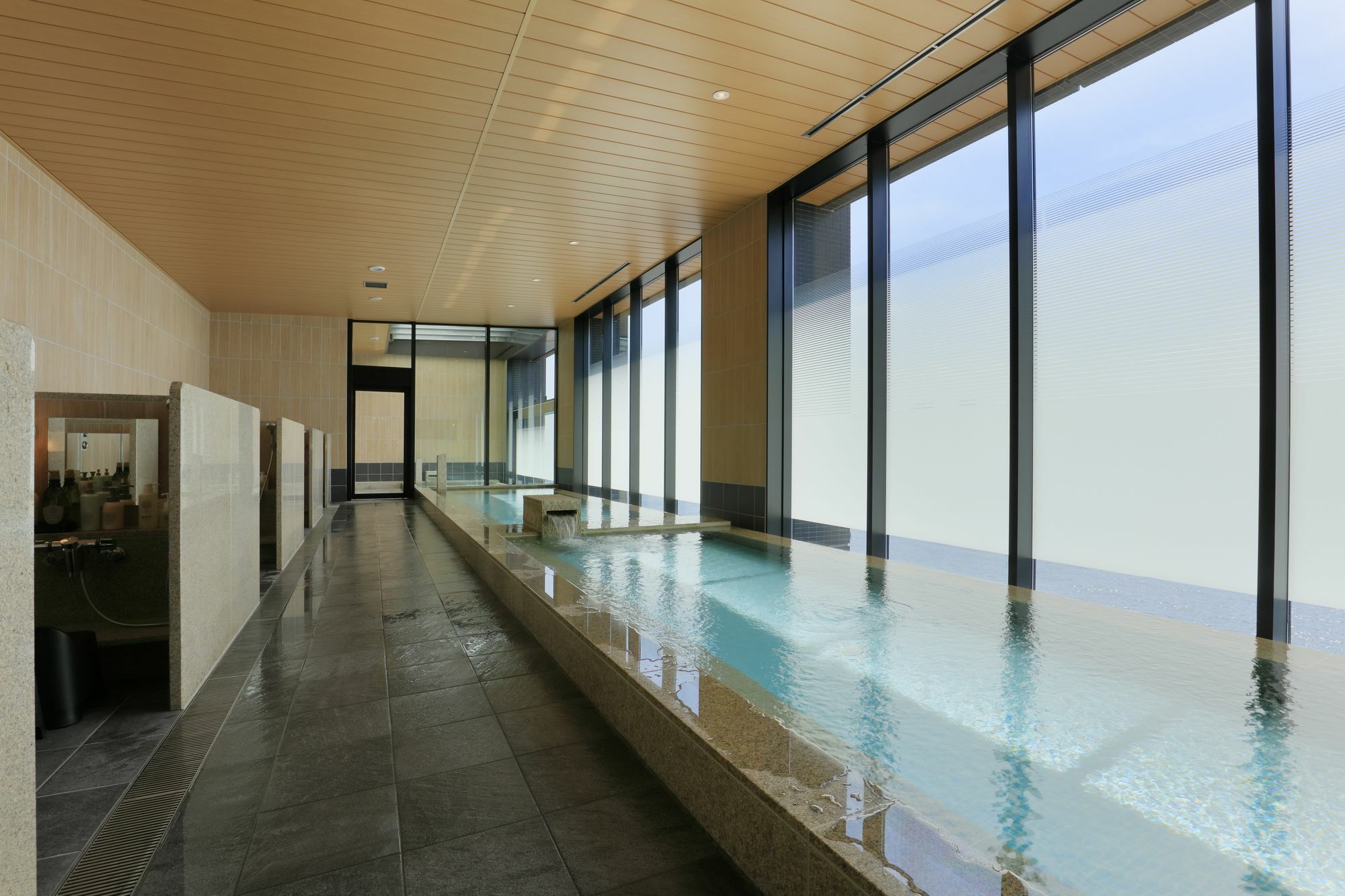 The Singulari & Skyspa At Universal Japan 4* Osaka