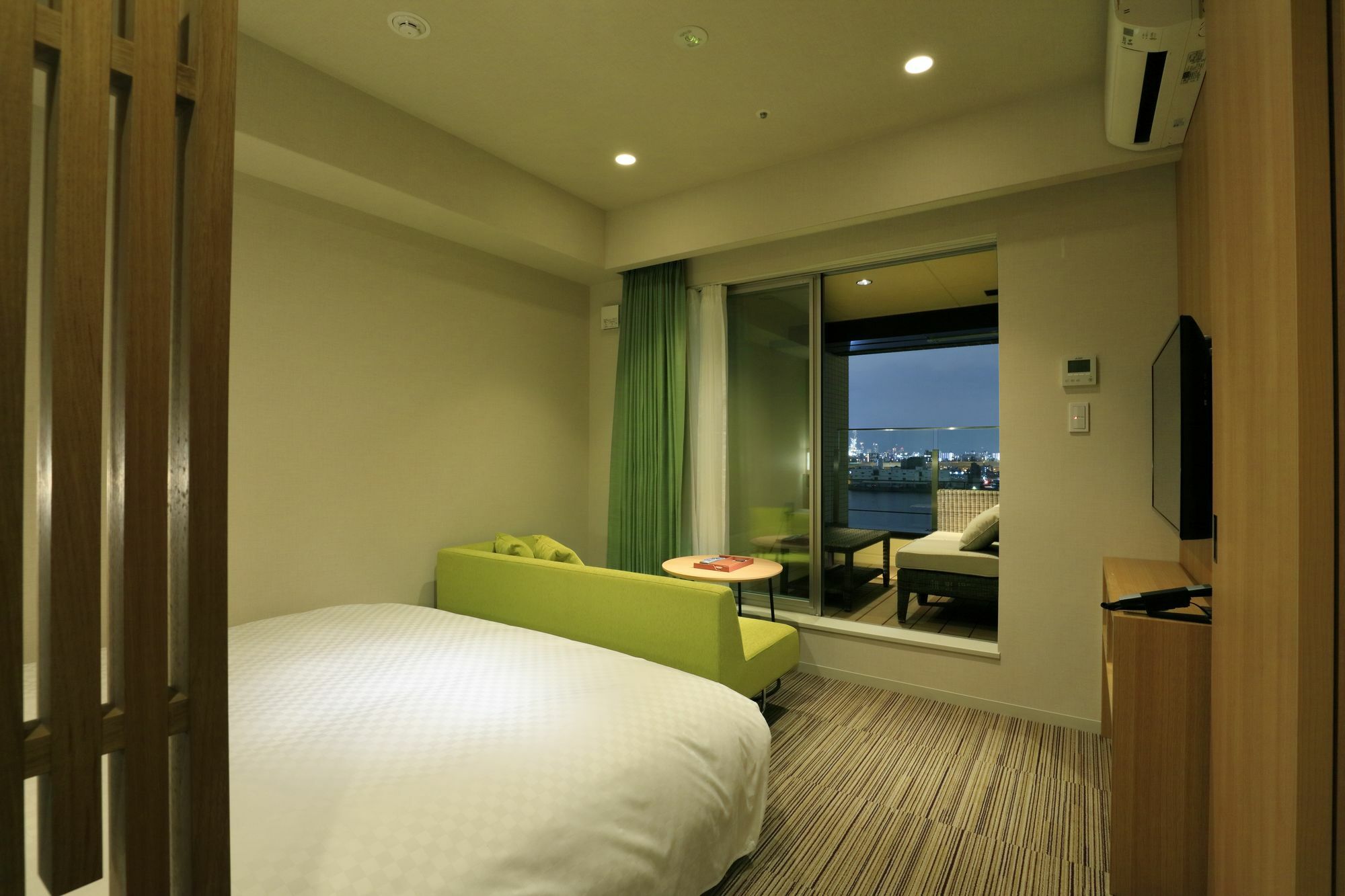 The Singulari & Skyspa At Universal Japan Hotel