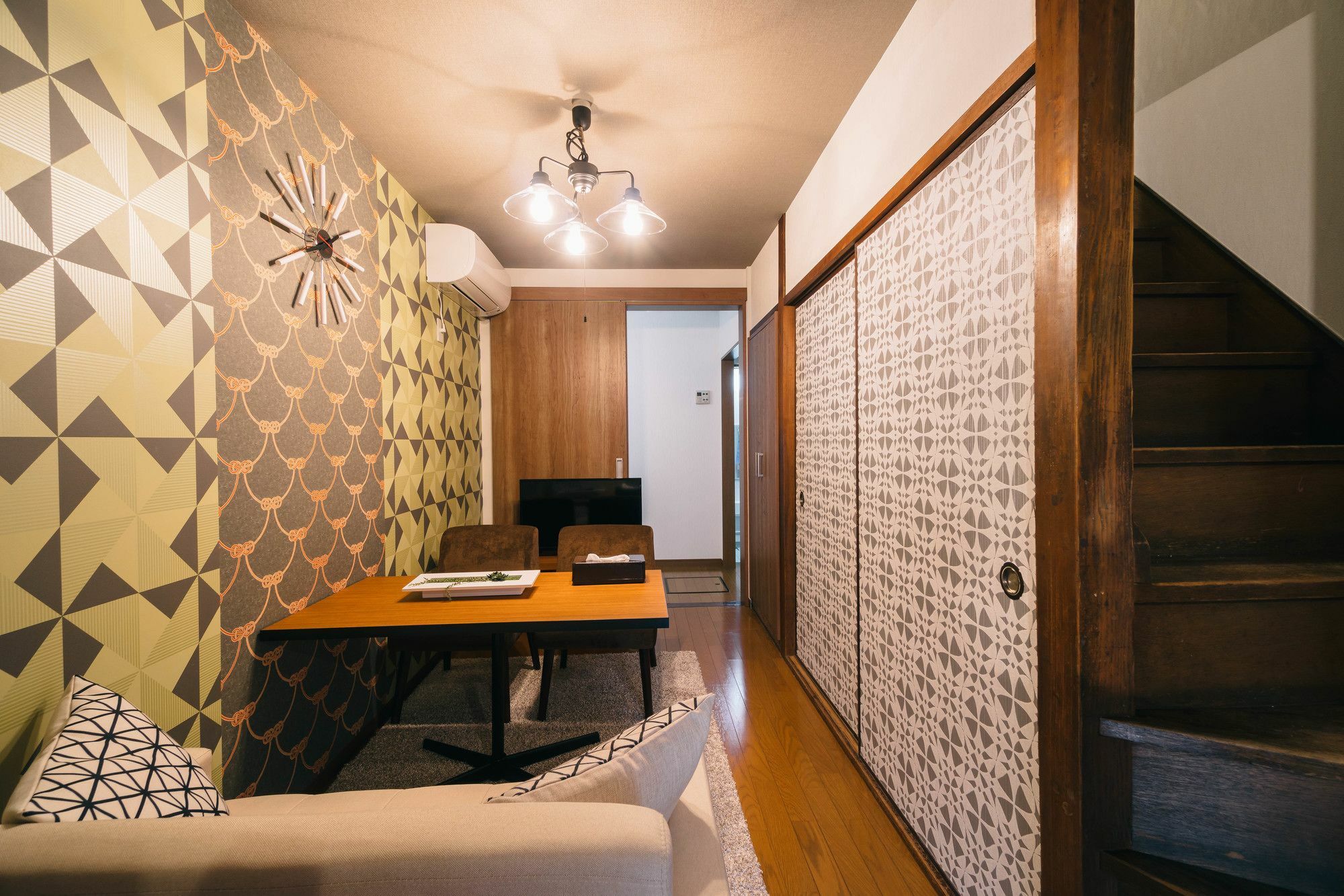 Ikidane House Kyobashi Osaka