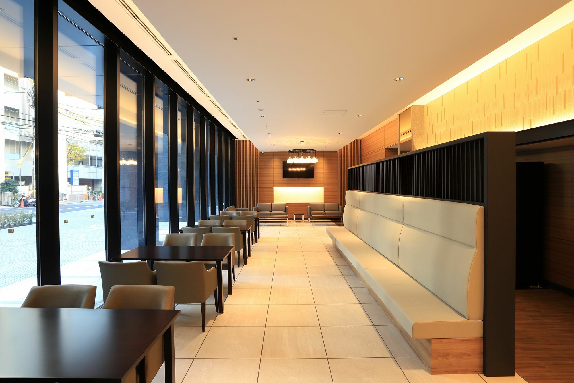 Hotel Smile Premium Hommachi 3*