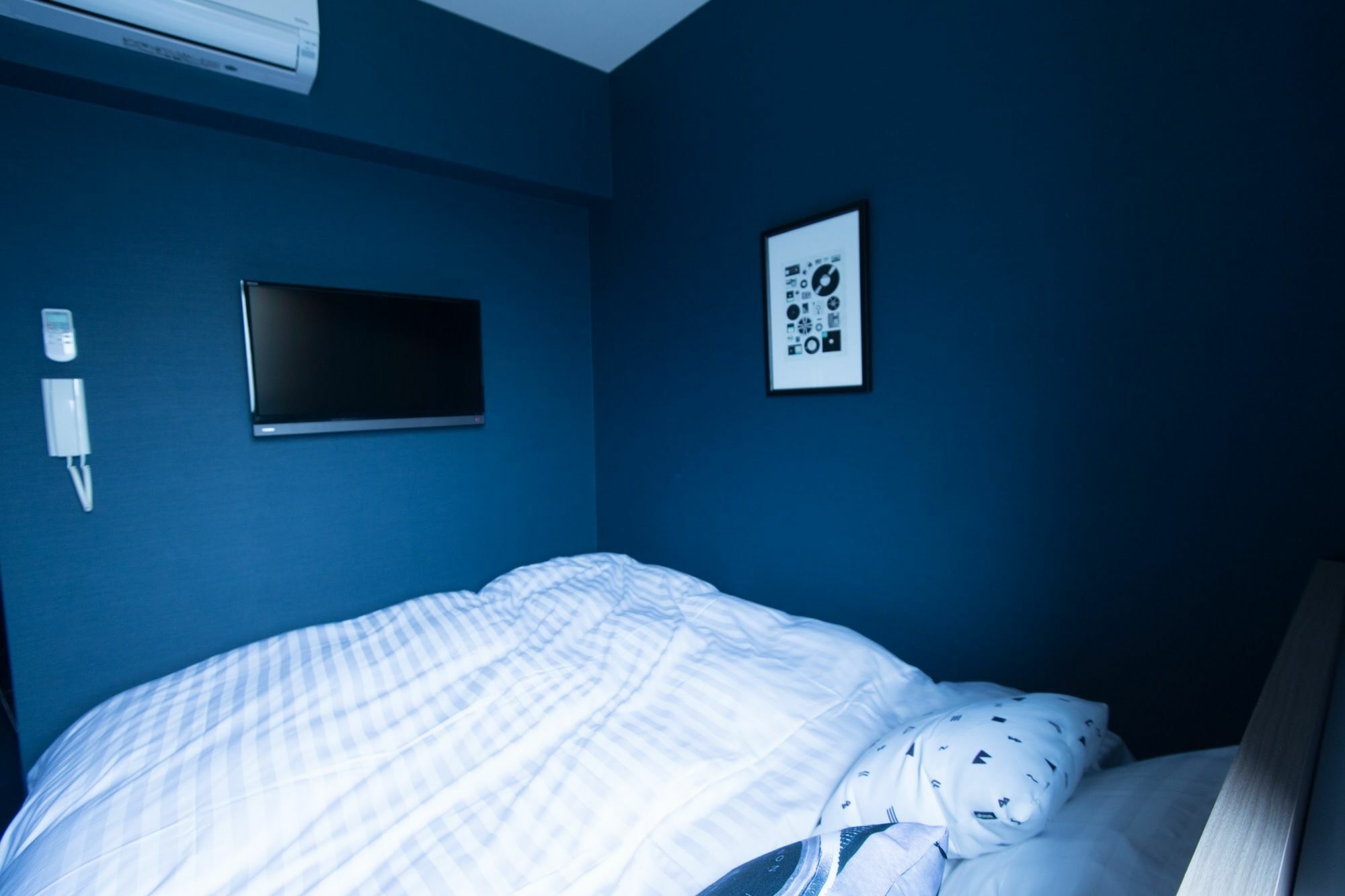 Hotel She,