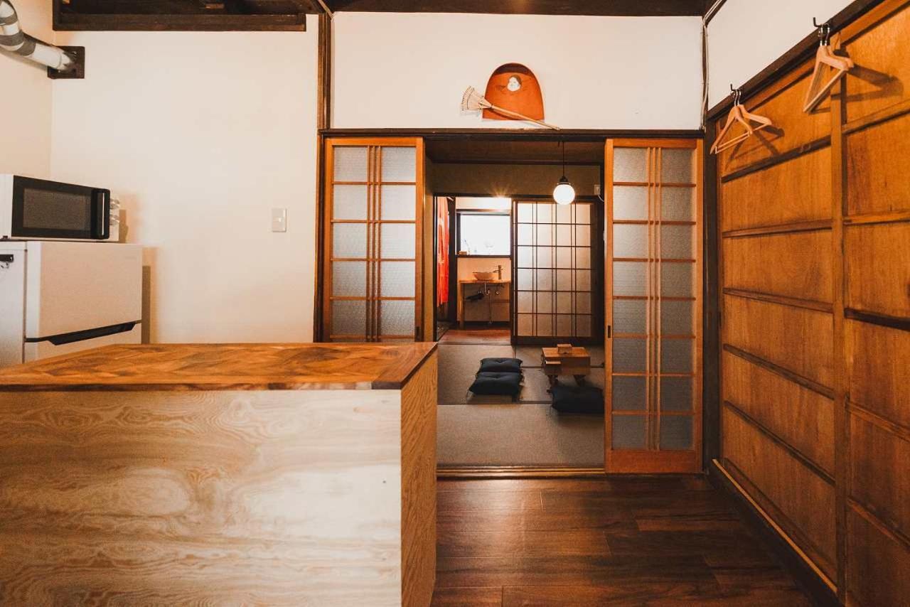 Casa de férias Tsudoya 鶴橋 Kon *