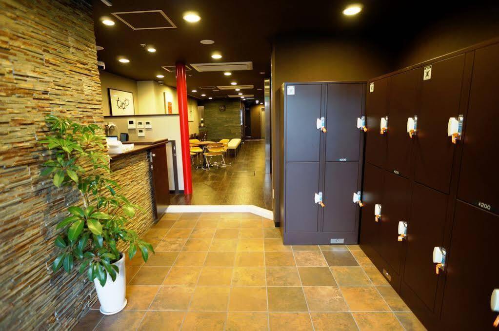 Capsule hotel B&s Eco Cube Shinsaibashi *